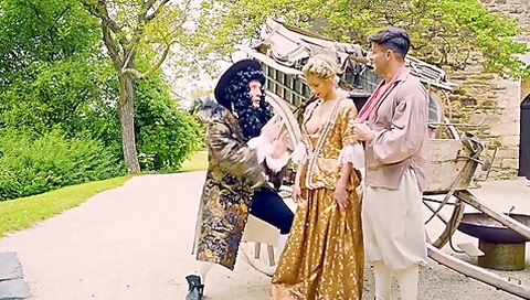 Veronica Leal - Newton, Genius And Stud