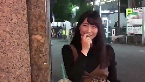 230418ホイホイついてきた巨乳と性交e